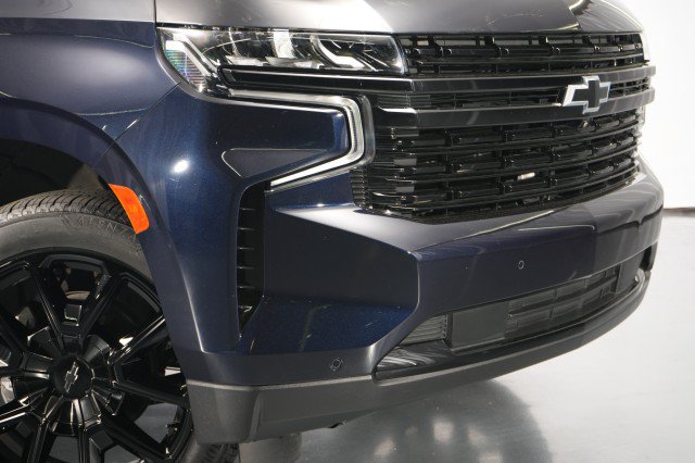 Used 2024 Chevrolet Tahoe RST w/ Luxury Package AWD/4WD image 8