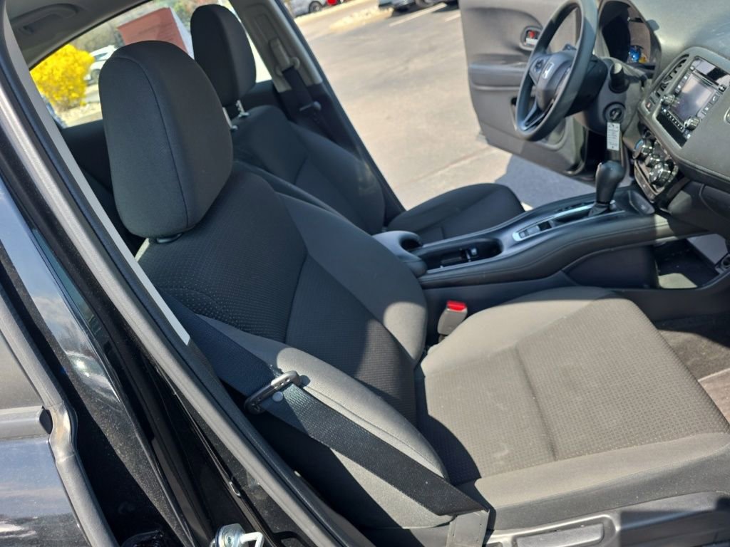 Used 2021 Honda HR-V LX image 24