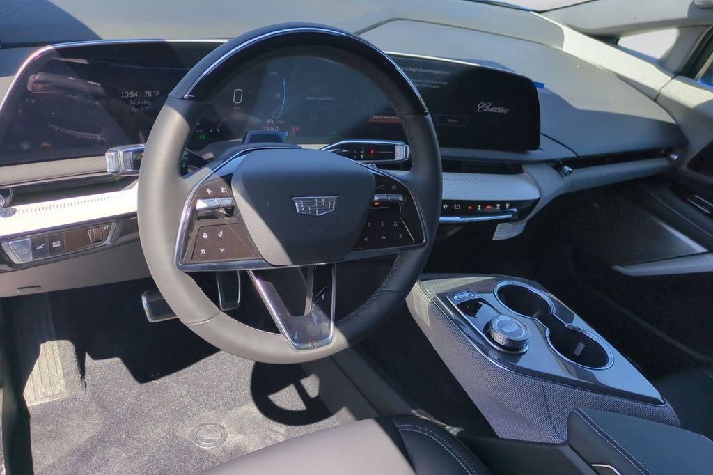 New 2026 Cadillac Optiq Luxury 1 AWD/4WD image 6