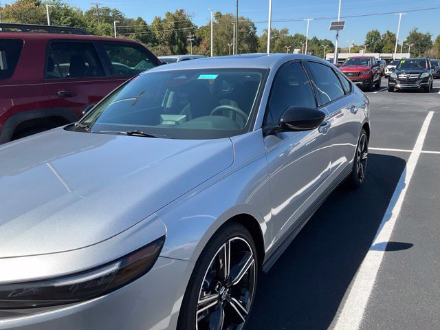 Used 2026 Honda Accord SE image 10