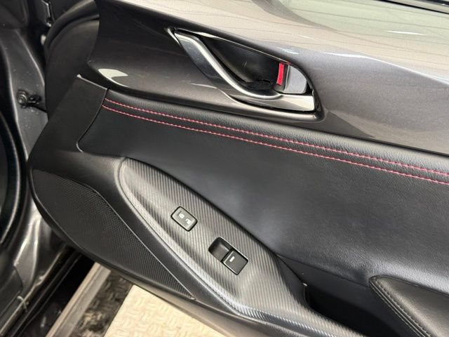 Used 2018 MAZDA MX-5 Miata Grand Touring RWD image 20