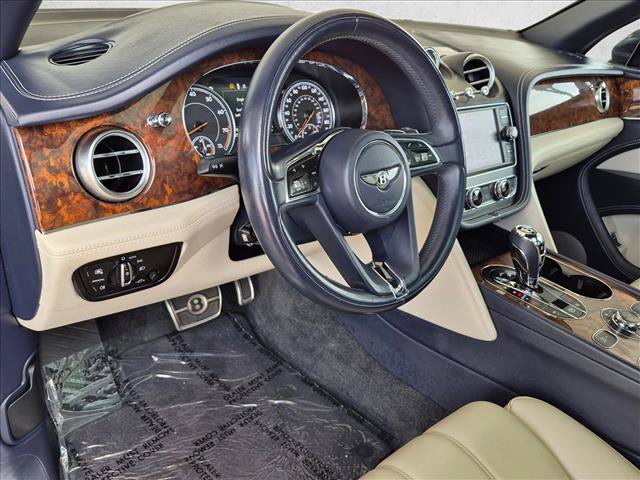 Used 2019 Bentley Bentayga AWD/4WD image 10