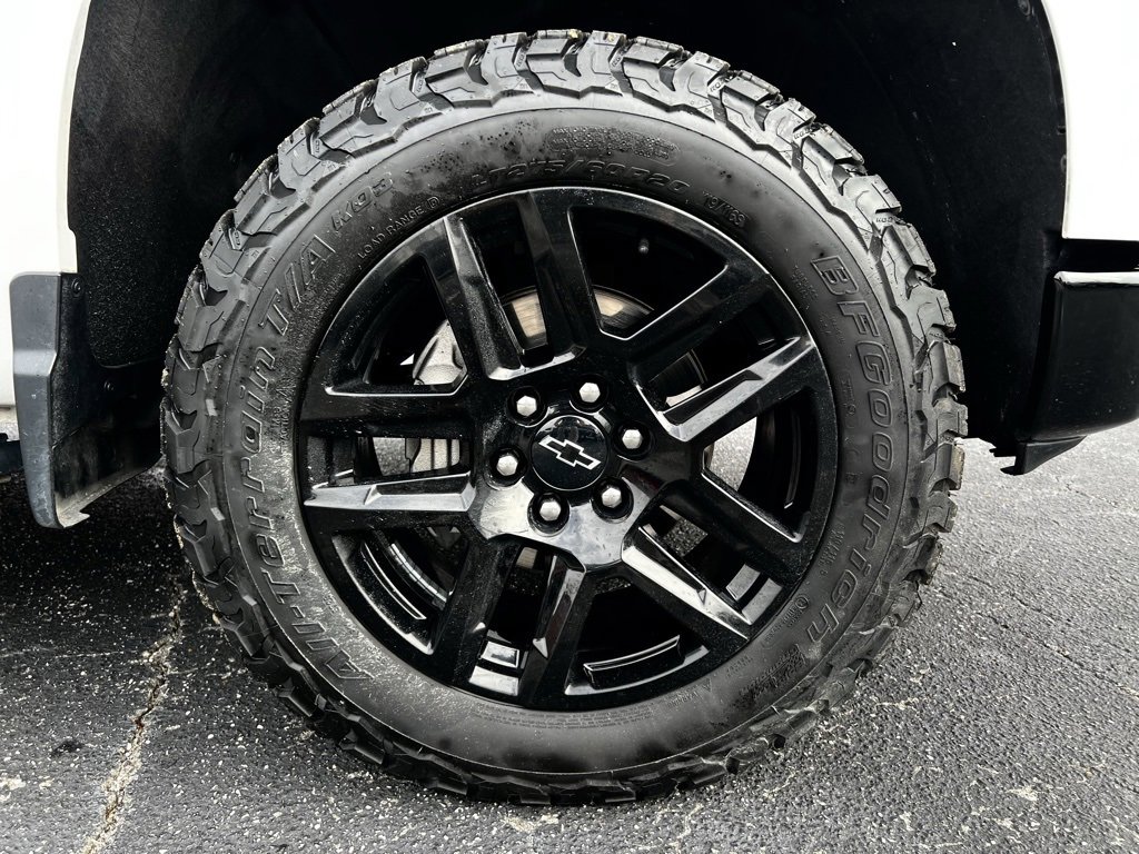 Used 2023 Chevrolet Silverado 1500 LT Trail Boss image 12