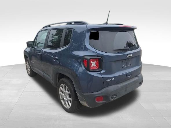 Used 2023 Jeep Renegade Latitude w/ Premium Group AWD/4WD image 5