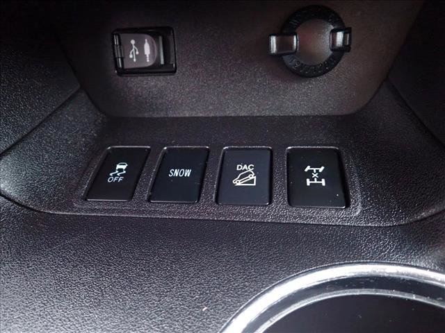 Used 2016 Toyota Highlander XLE image 21