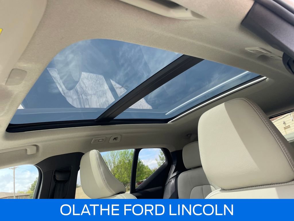 Used 2023 Volvo XC40 B5 Ultimate w/ Protection Package Premier AWD/4WD image 20