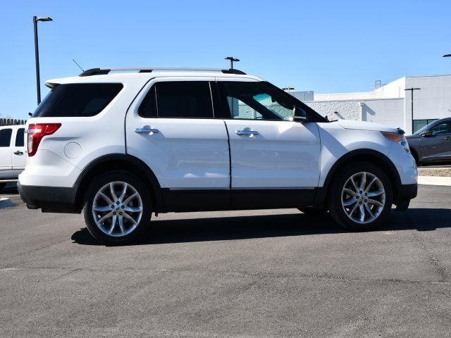 Used 2015 Ford Explorer XLT w/ Equipment Group 202A image 8