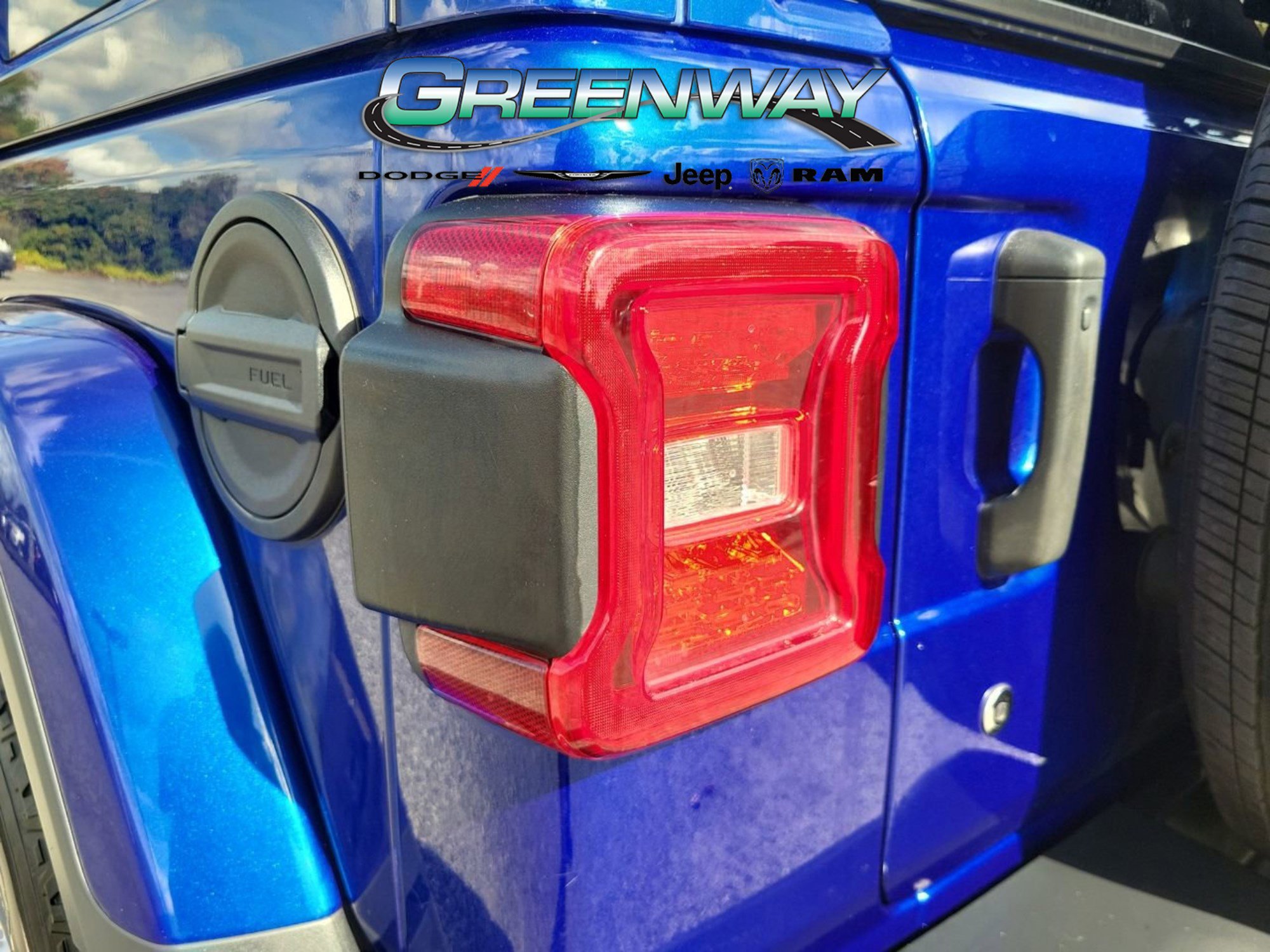 Used 2020 Jeep Wrangler Unlimited Sahara image 6