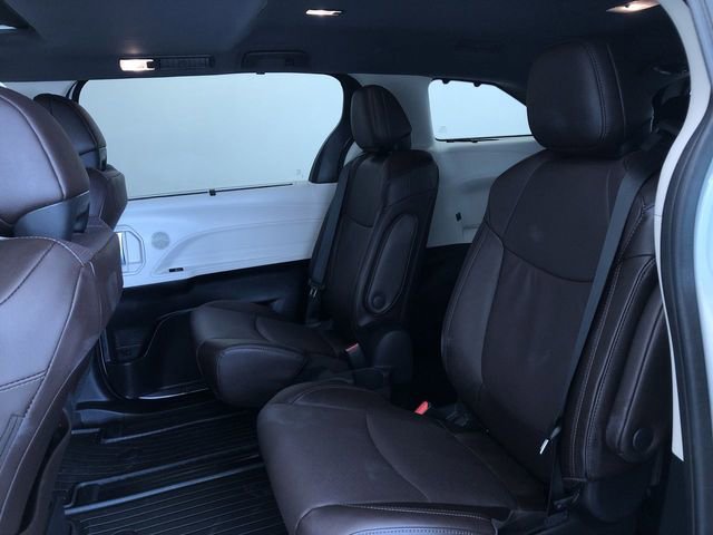 Certified 2024 Toyota Sienna Platinum image 20