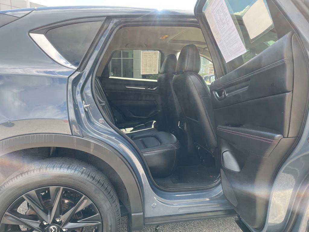 Used 2025 MAZDA CX-5 Carbon Edition image 18