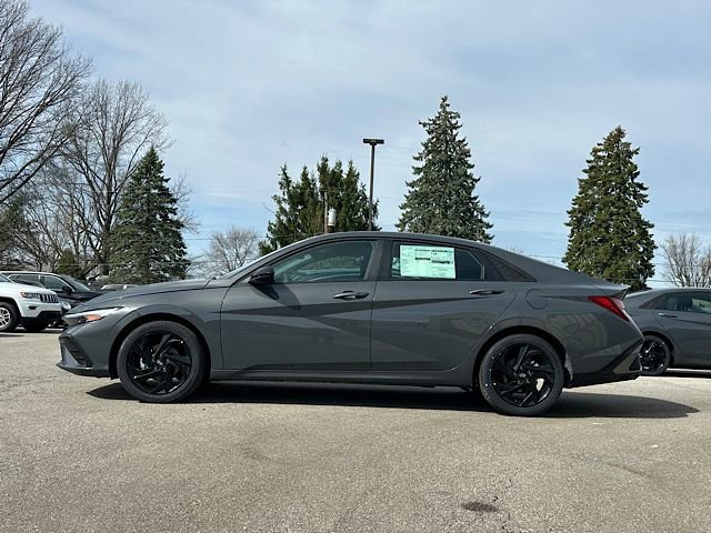 New 2026 Hyundai Elantra Sport image 9