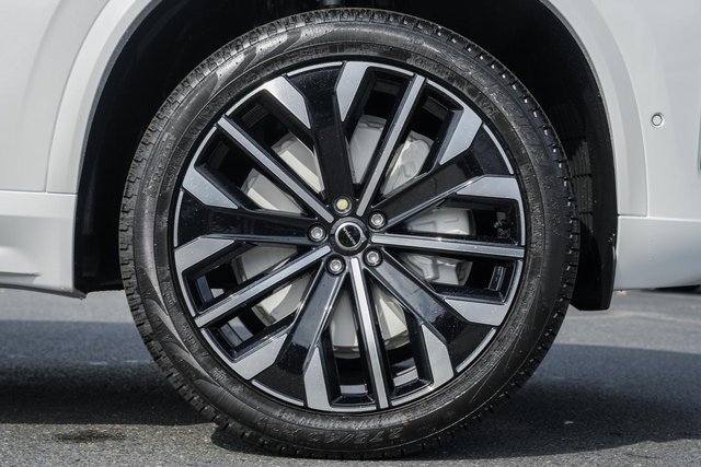 New 2026 Volvo XC90 B6 Ultra image 16