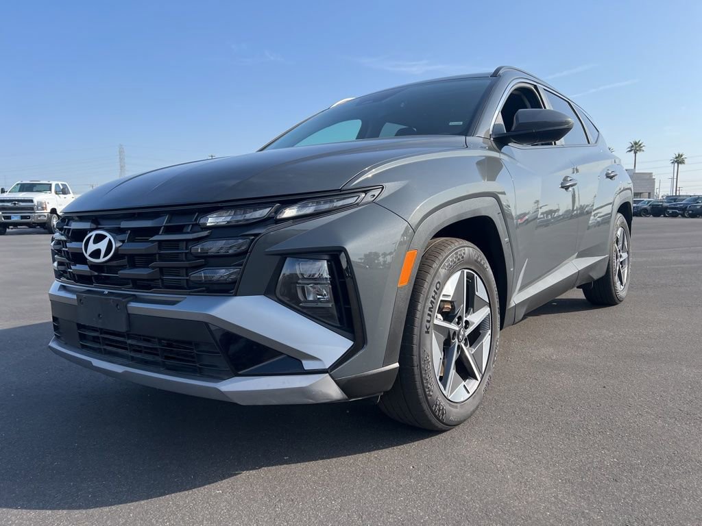 Used 2025 Hyundai Tucson SEL FWD image 3