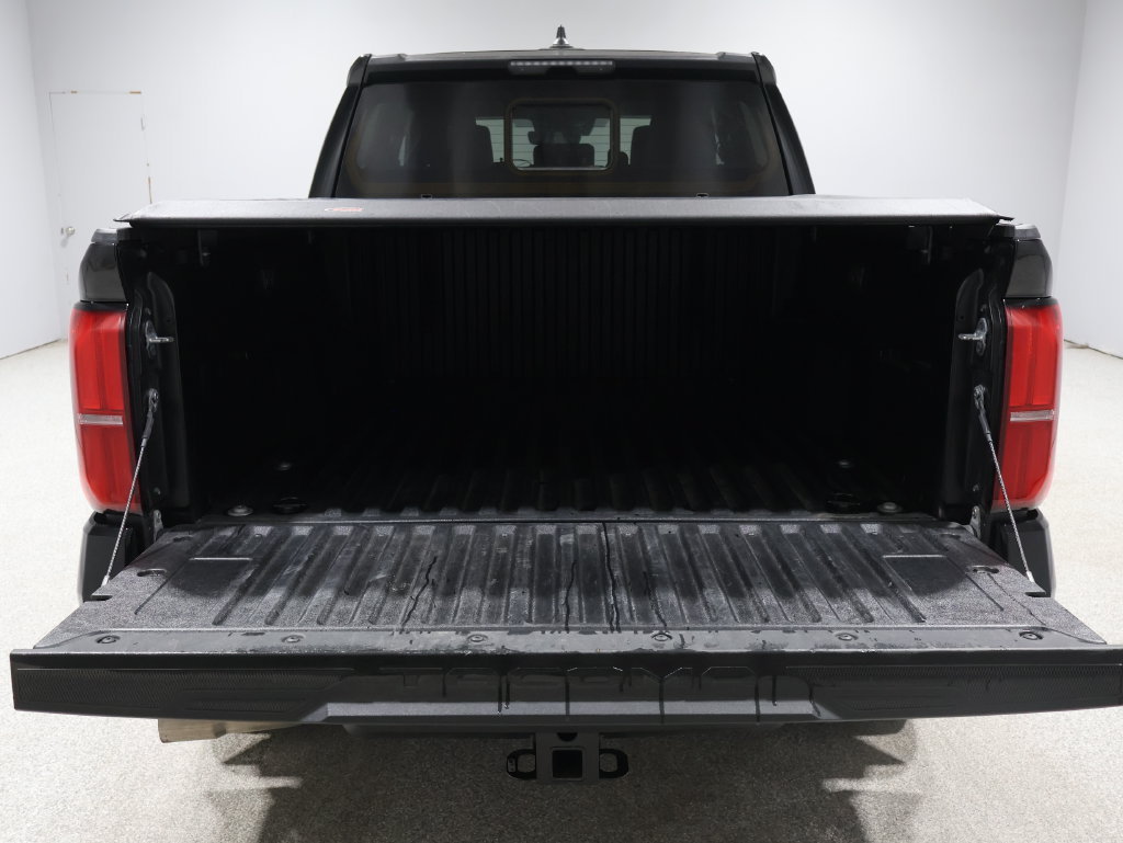 Used 2024 Toyota Tacoma SR5 AWD/4WD image 4