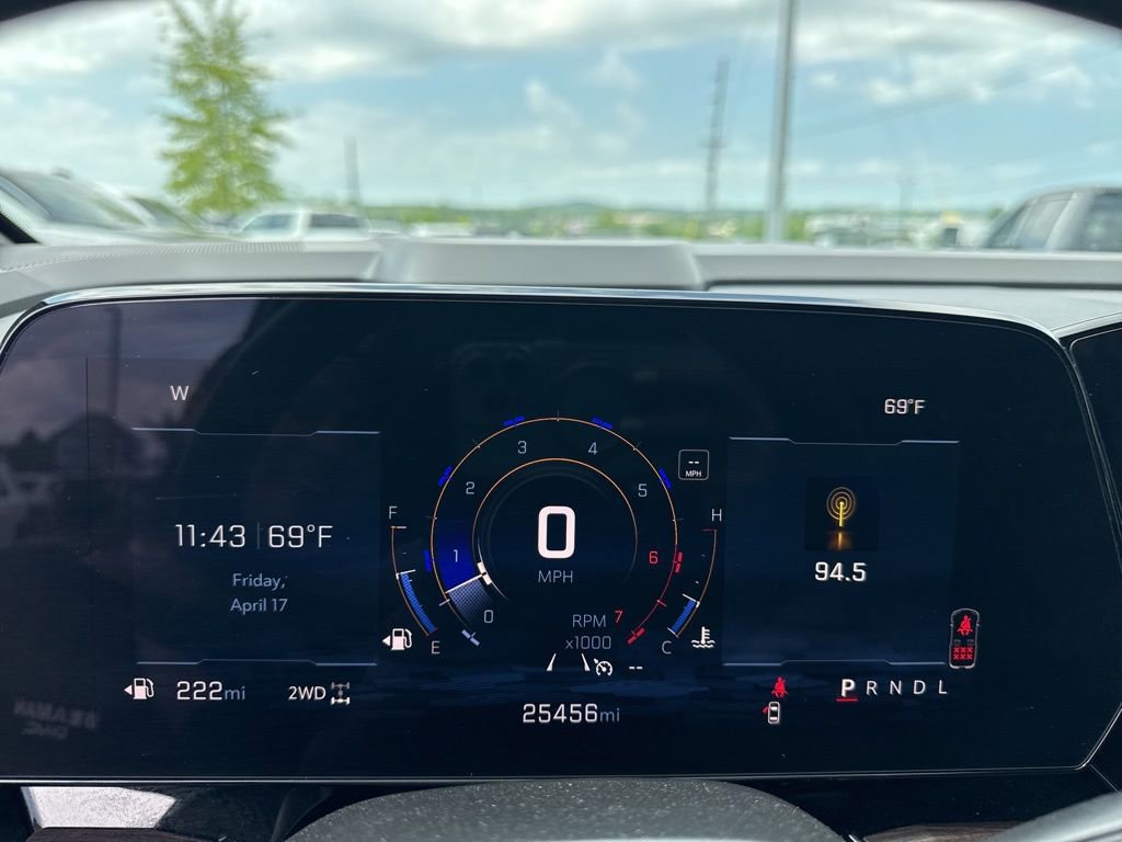 Used 2025 Chevrolet Tahoe Z71 AWD/4WD image 14