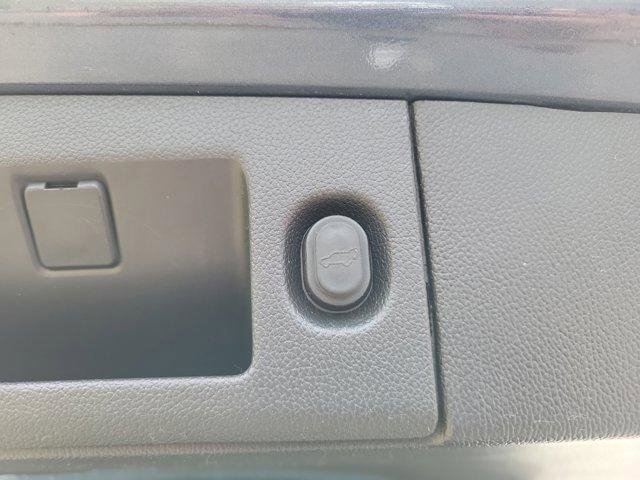 Used 2020 Chevrolet Tahoe LT image 10