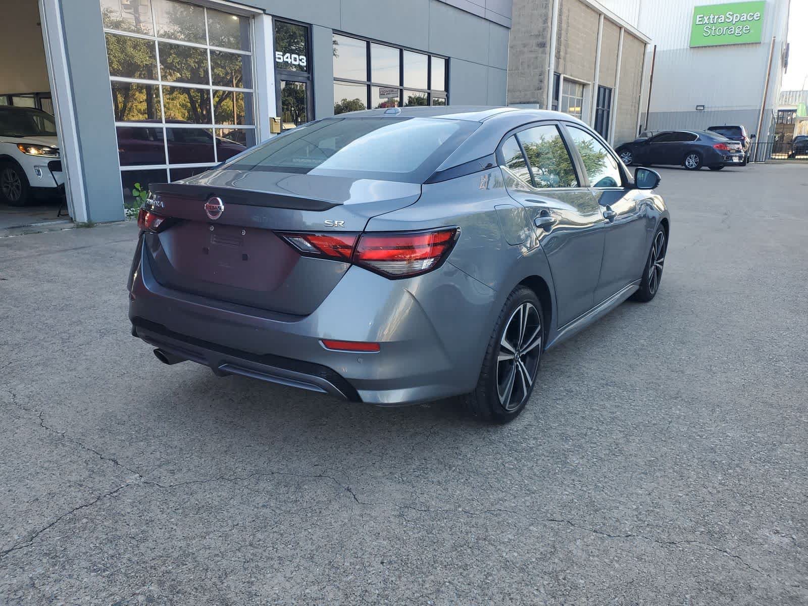 Used 2023 Nissan Sentra SR w/ Electronics Package FWD image 6