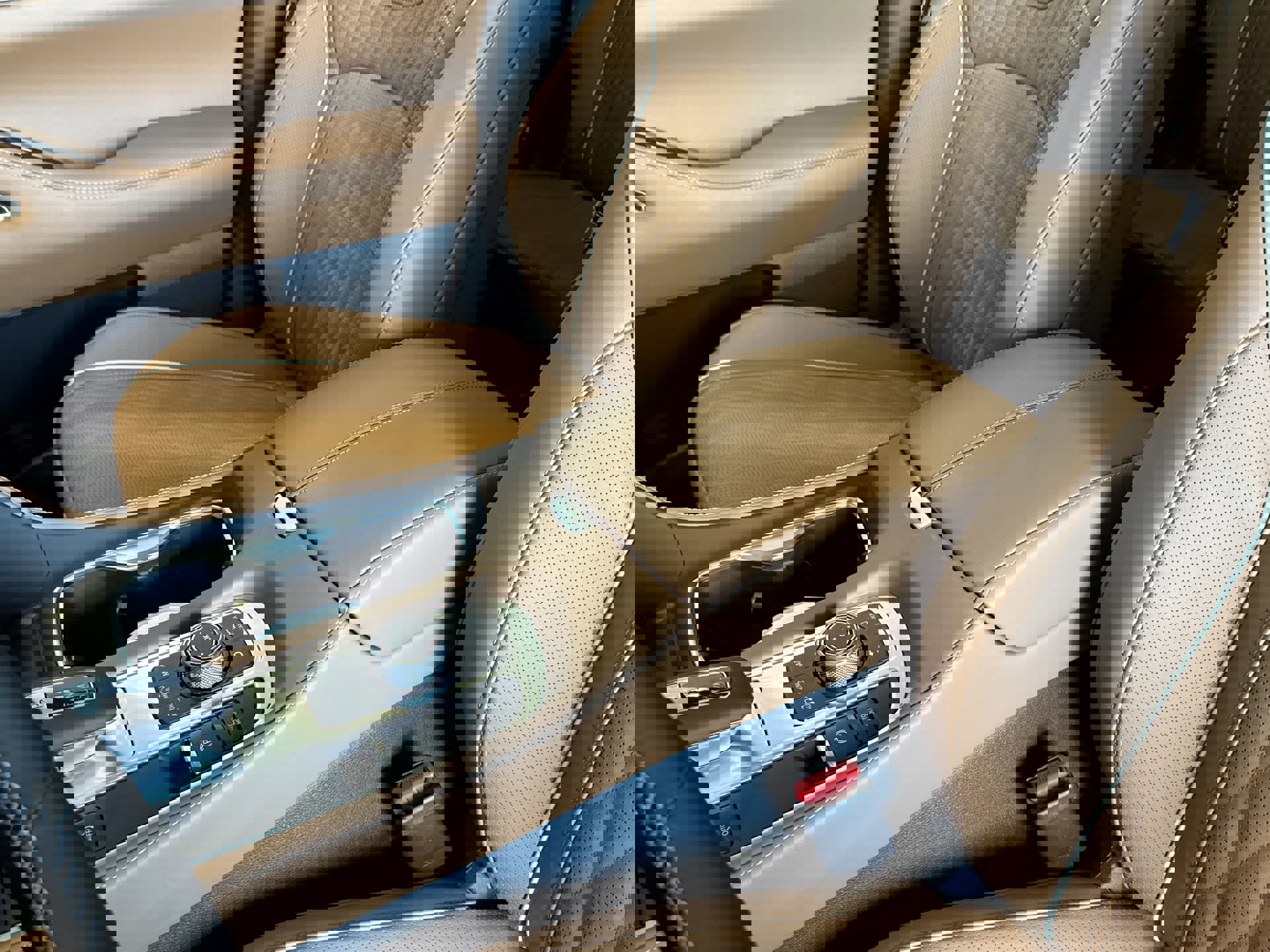 New 2026 INFINITI QX60 Autograph w/ Dark Cargo Package image 21