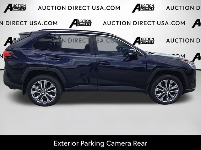 Used 2020 Toyota RAV4 XLE Premium image 7