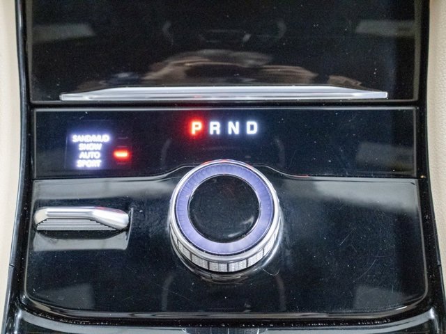 Certified 2023 Jeep Grand Cherokee L Limited w/ Black Appearance Package image 19