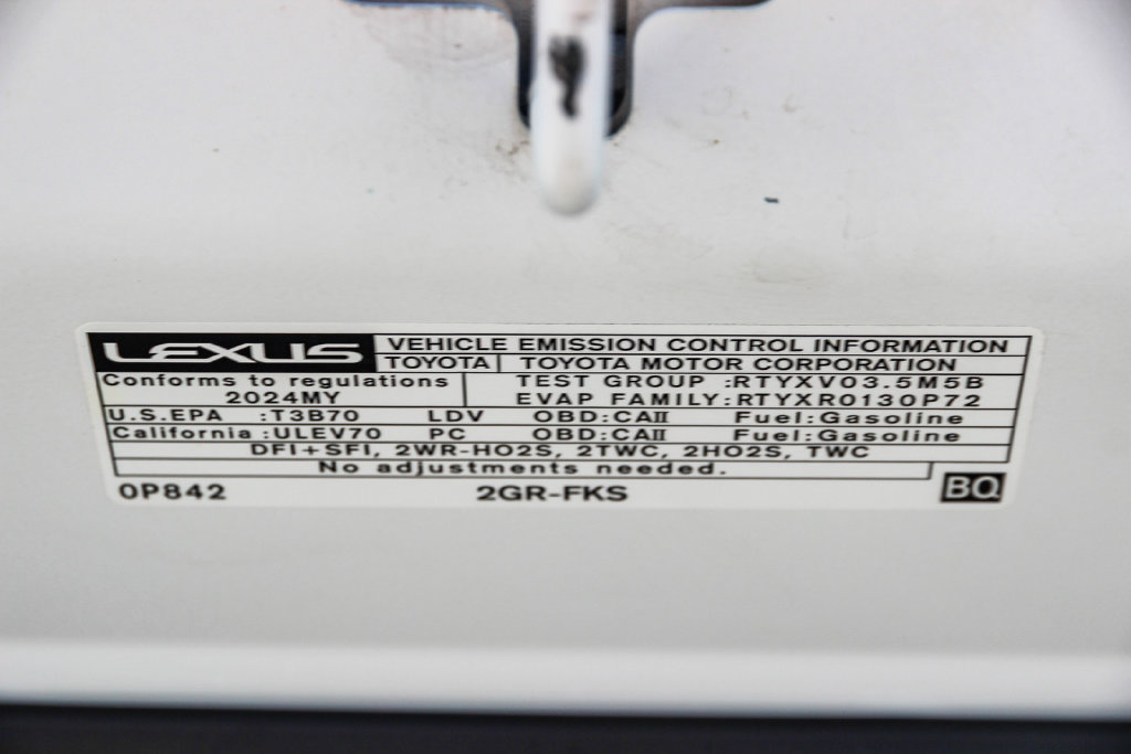 Certified 2024 Lexus ES 350 w/ Premium Package FWD image 28