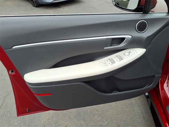Certified 2024 Hyundai Sonata SEL image 11