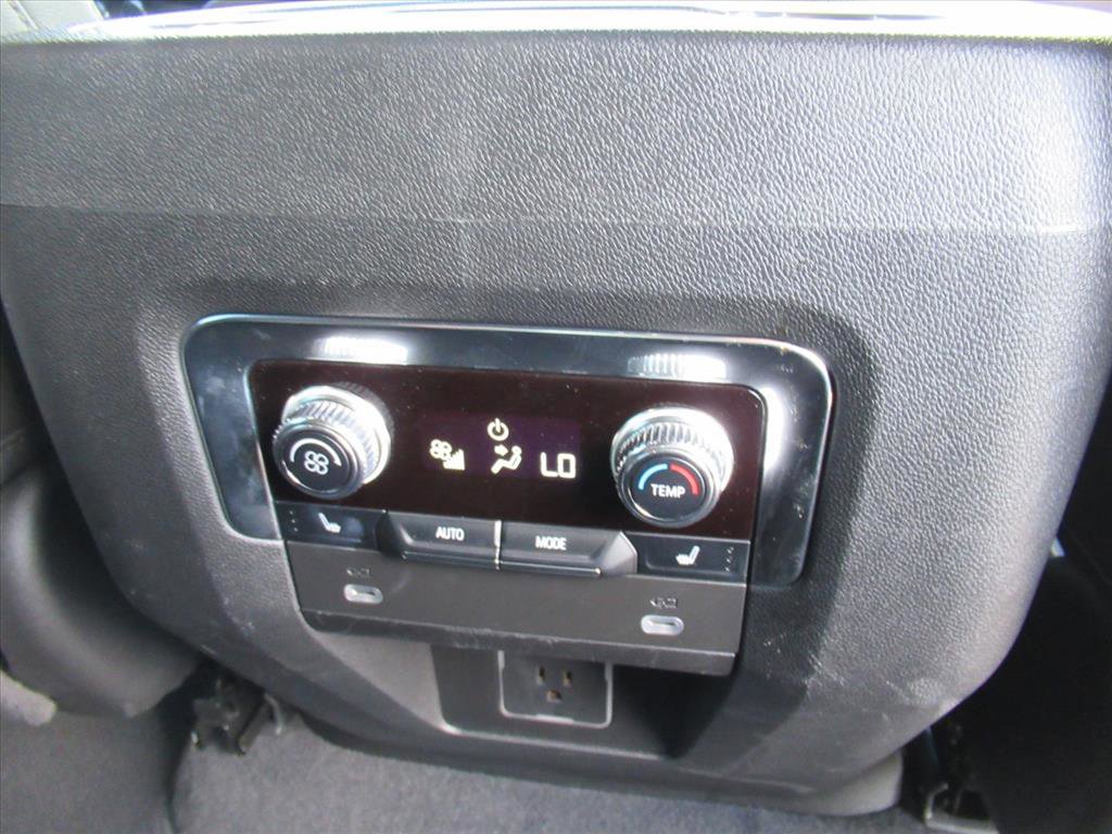 Used 2023 GMC Yukon AT4 image 15