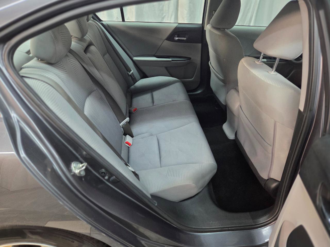Used 2015 Honda Accord LX image 15