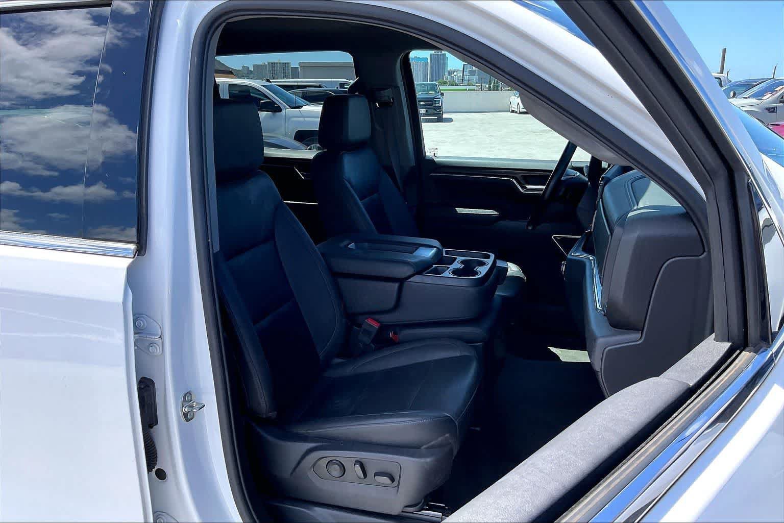 Used 2024 GMC Sierra 1500 SLT AWD/4WD image 13