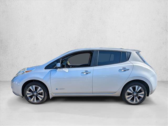 Used 2015 Nissan Leaf SL FWD image 8