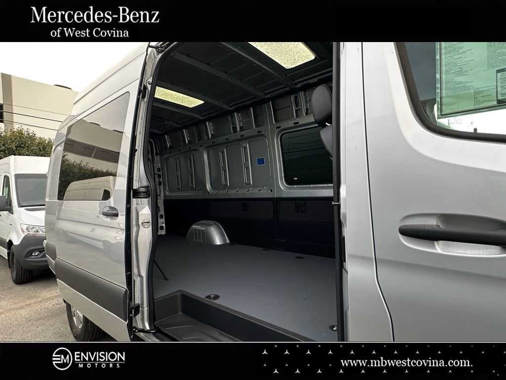 New 2023 Mercedes-Benz Sprinter 2500 image 19