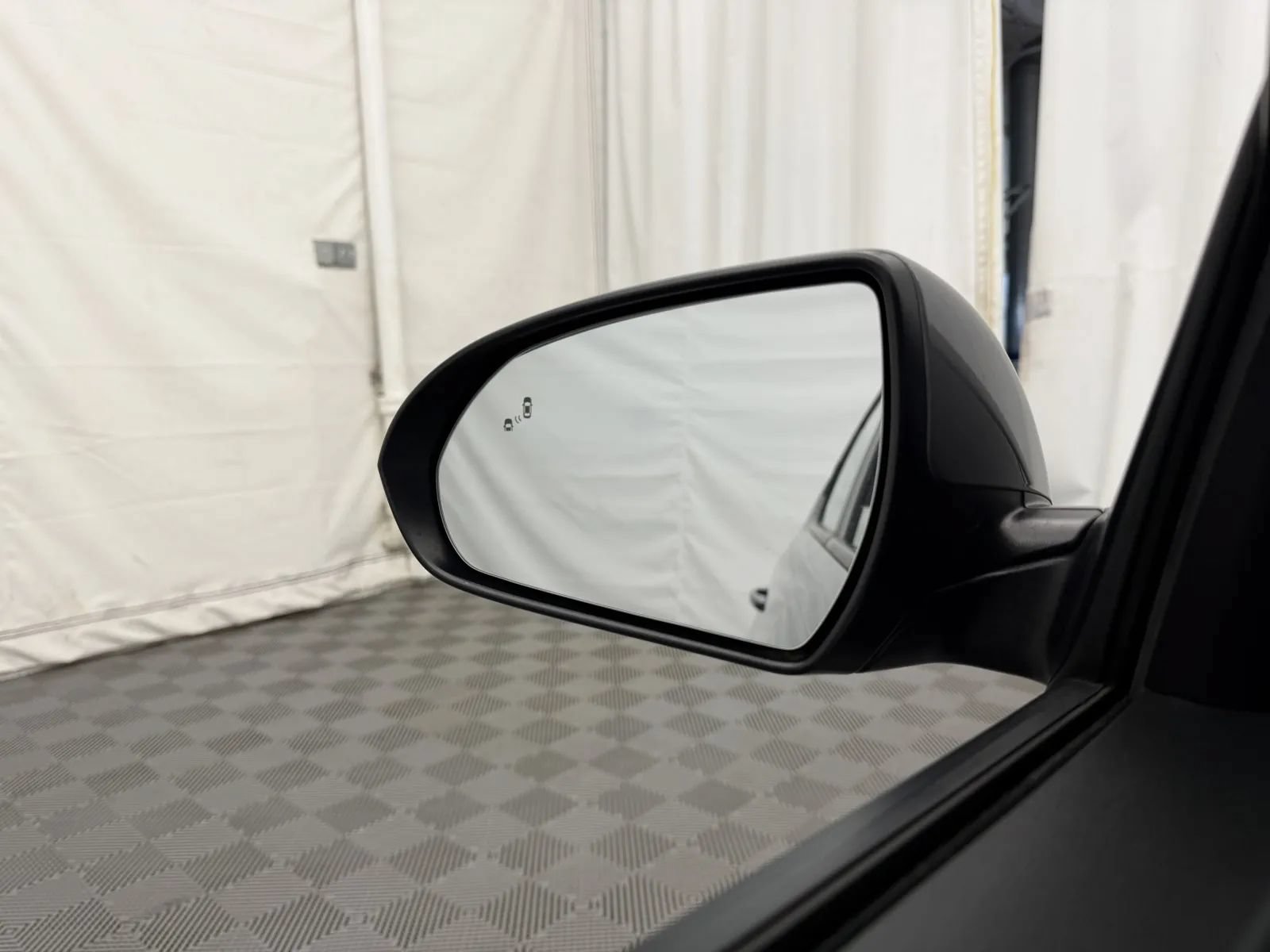 Used 2018 Hyundai Elantra SEL w/ Cargo Package FWD image 17