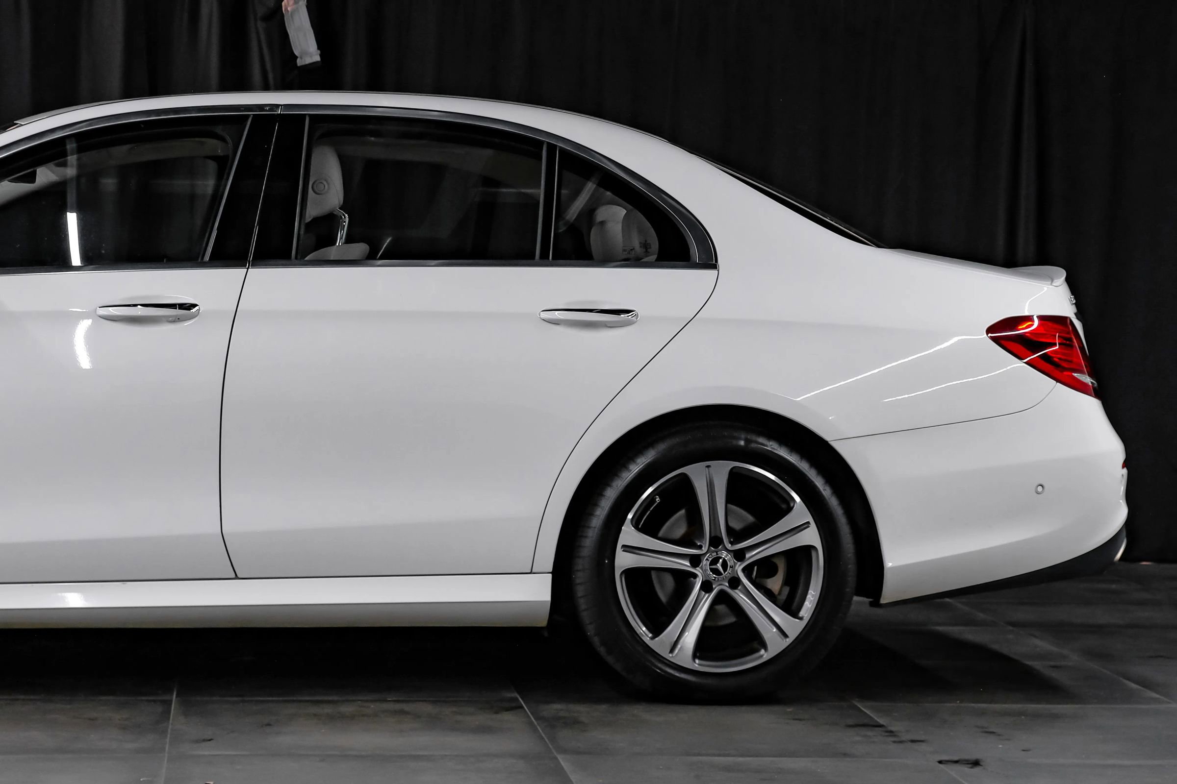 Used 2018 Mercedes-Benz E 300 w/ Premium 1 Package image 18