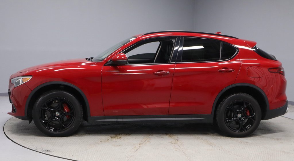Used 2018 Alfa Romeo Stelvio Sport w/ Quick Order Package 22J Sport image 6