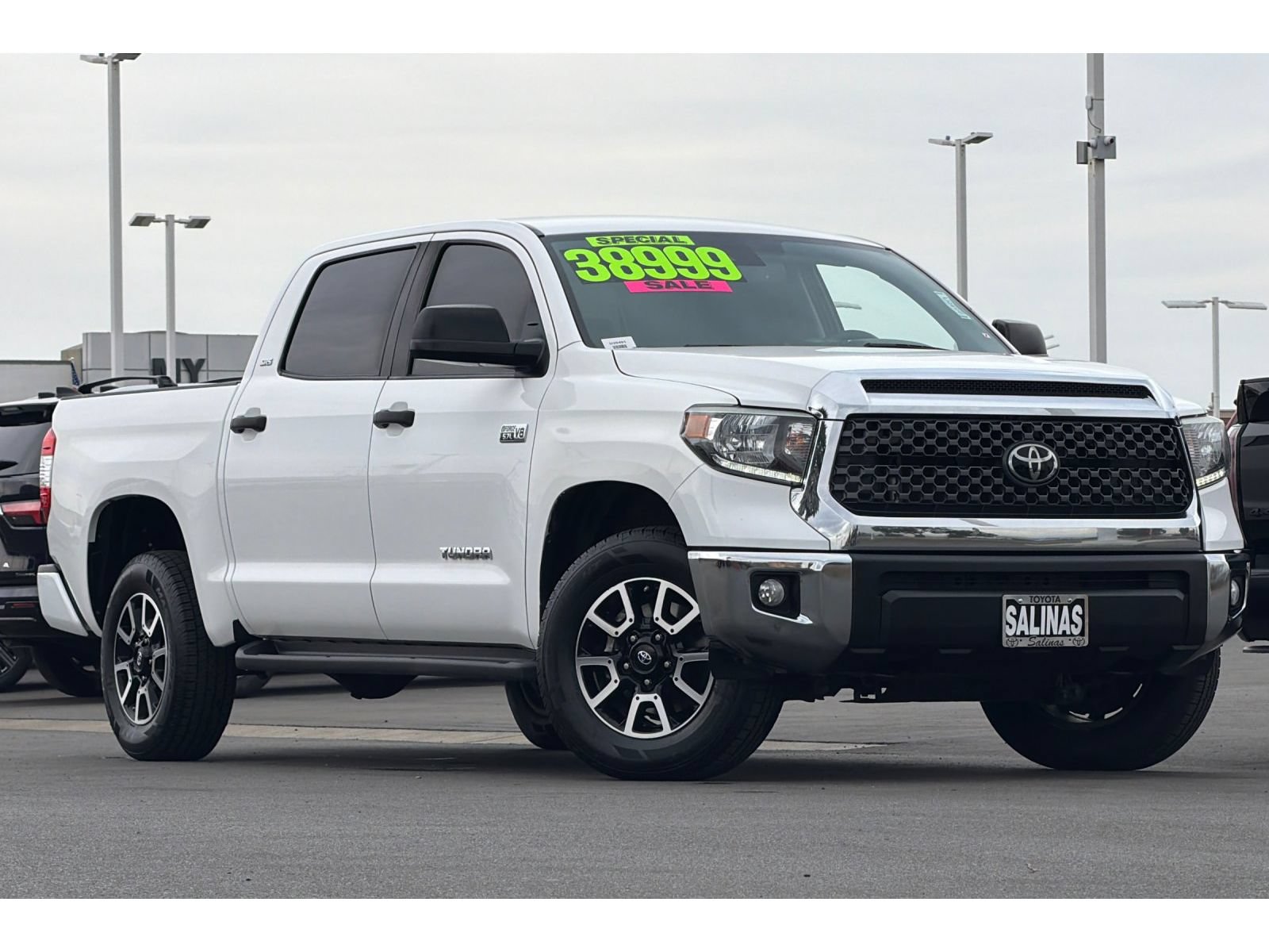 Used 2021 Toyota Tundra SR5 AWD/4WD image 2
