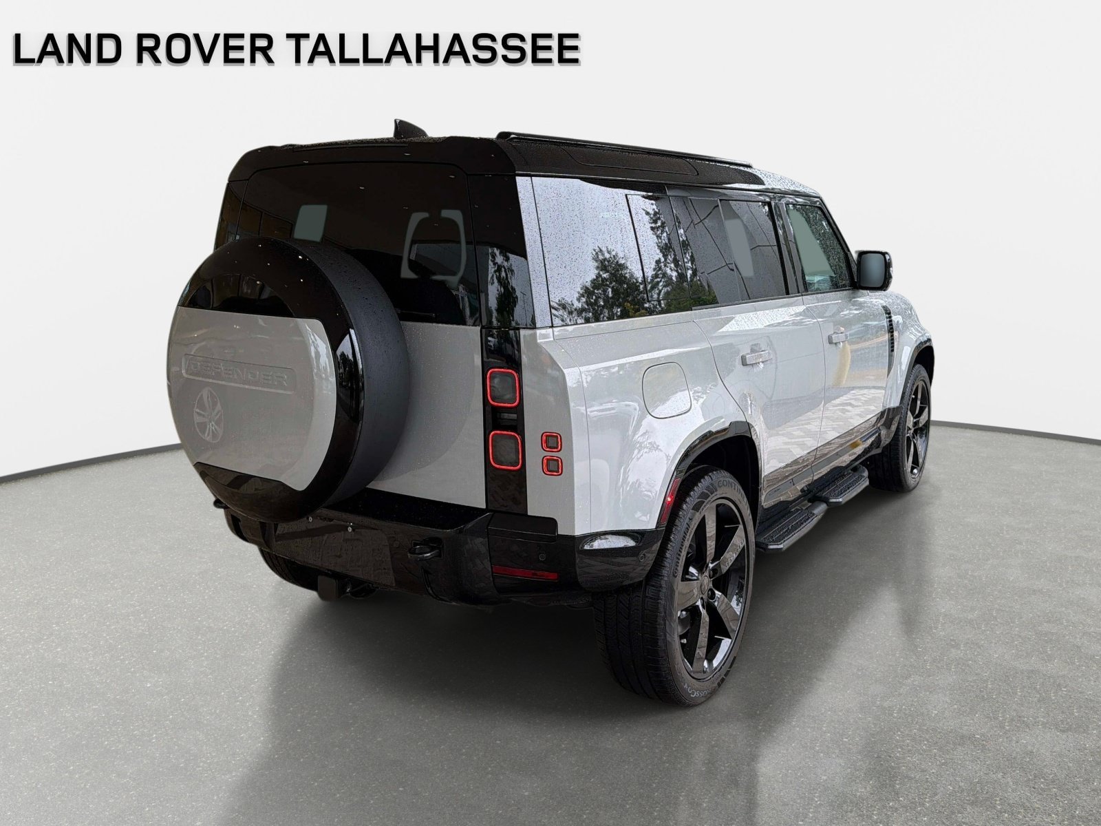 New 2026 Land Rover Defender 110 X-Dynamic SE AWD/4WD image 5