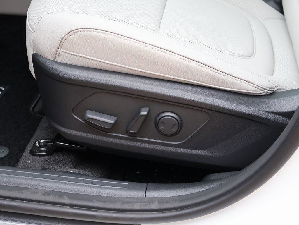 New 2026 Hyundai Tucson Limited w/ Tow & Go Package image 25