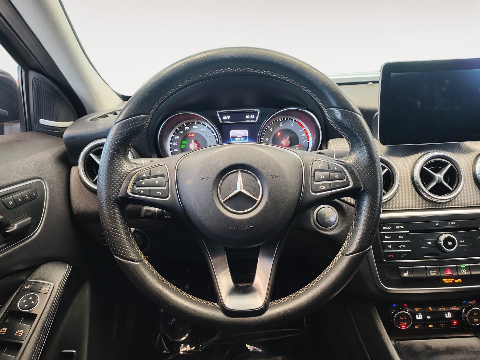 Used 2017 Mercedes-Benz GLA 250 image 14