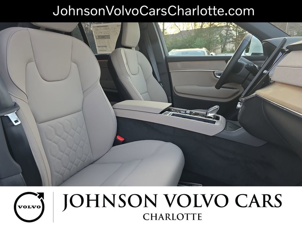 New 2026 Volvo XC90 B6 Plus w/ Protection Package Premier image 10