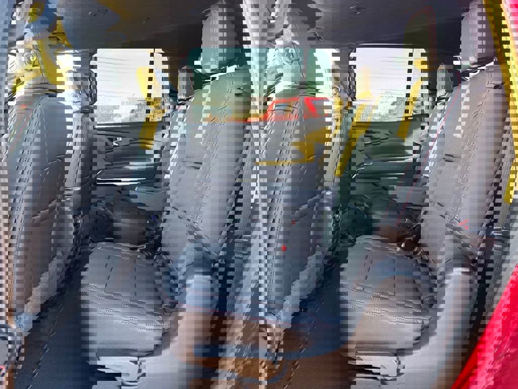 New 2026 Chevrolet Traverse Z71 w/ Driver Confidence Package image 14