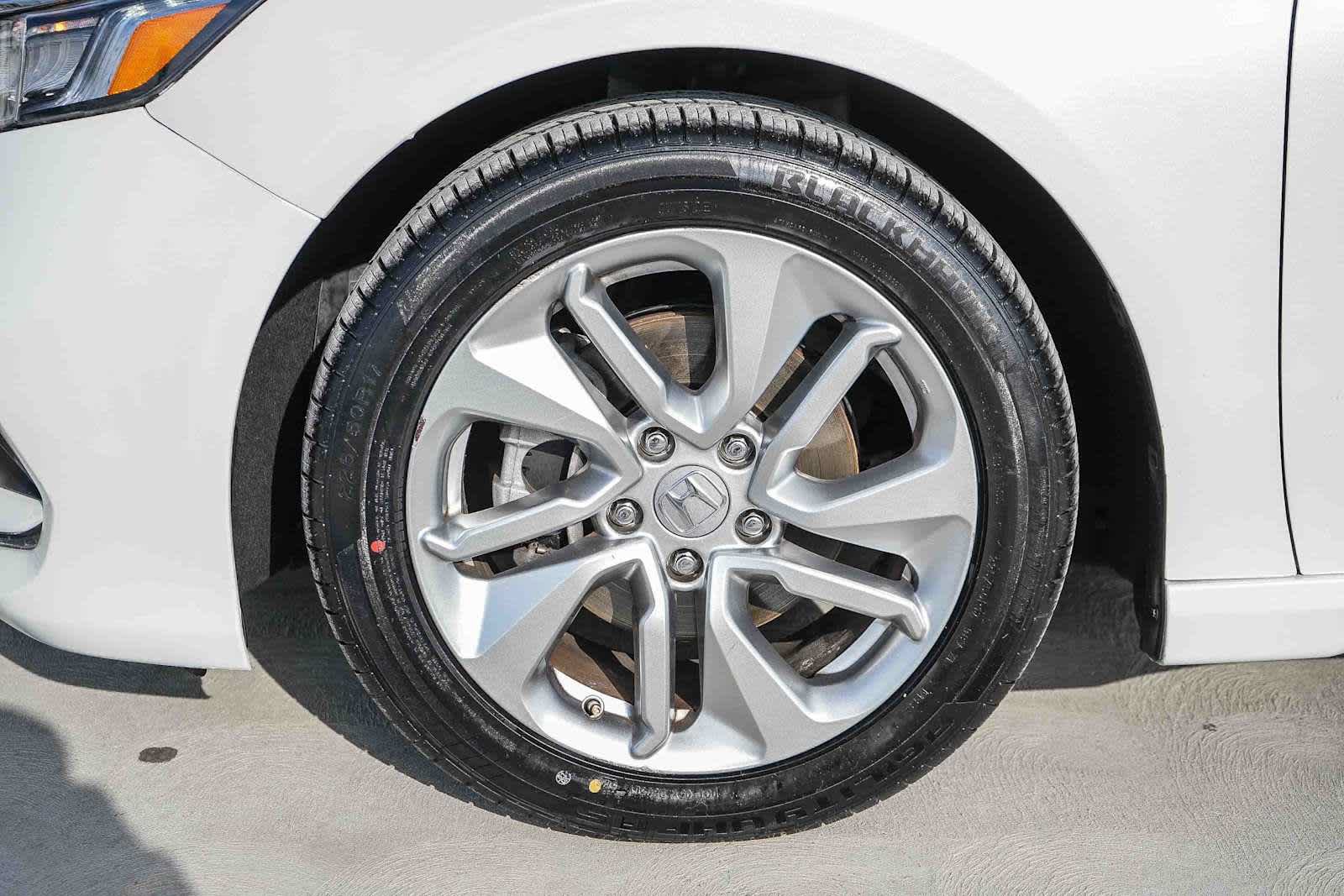 Used 2019 Honda Accord LX image 10