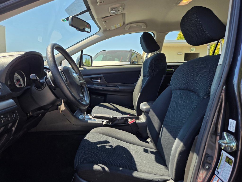 Used 2014 Subaru Impreza 2.0i Premium w/ All-Weather Package w/CVT AWD/4WD image 20
