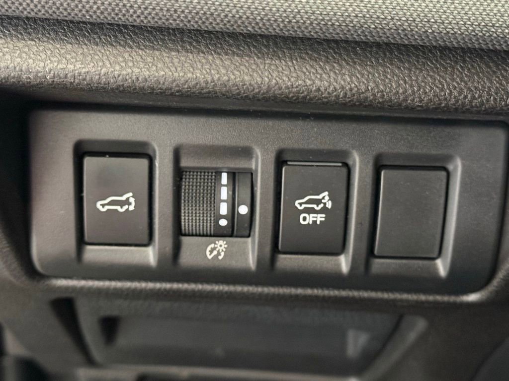 Used 2024 Subaru Outback Premium image 20
