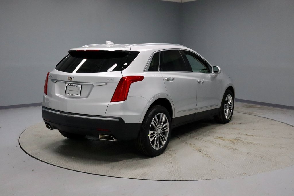 Used 2017 Cadillac XT5 Premium Luxury w/ LPO, Wheel Lock Package image 13