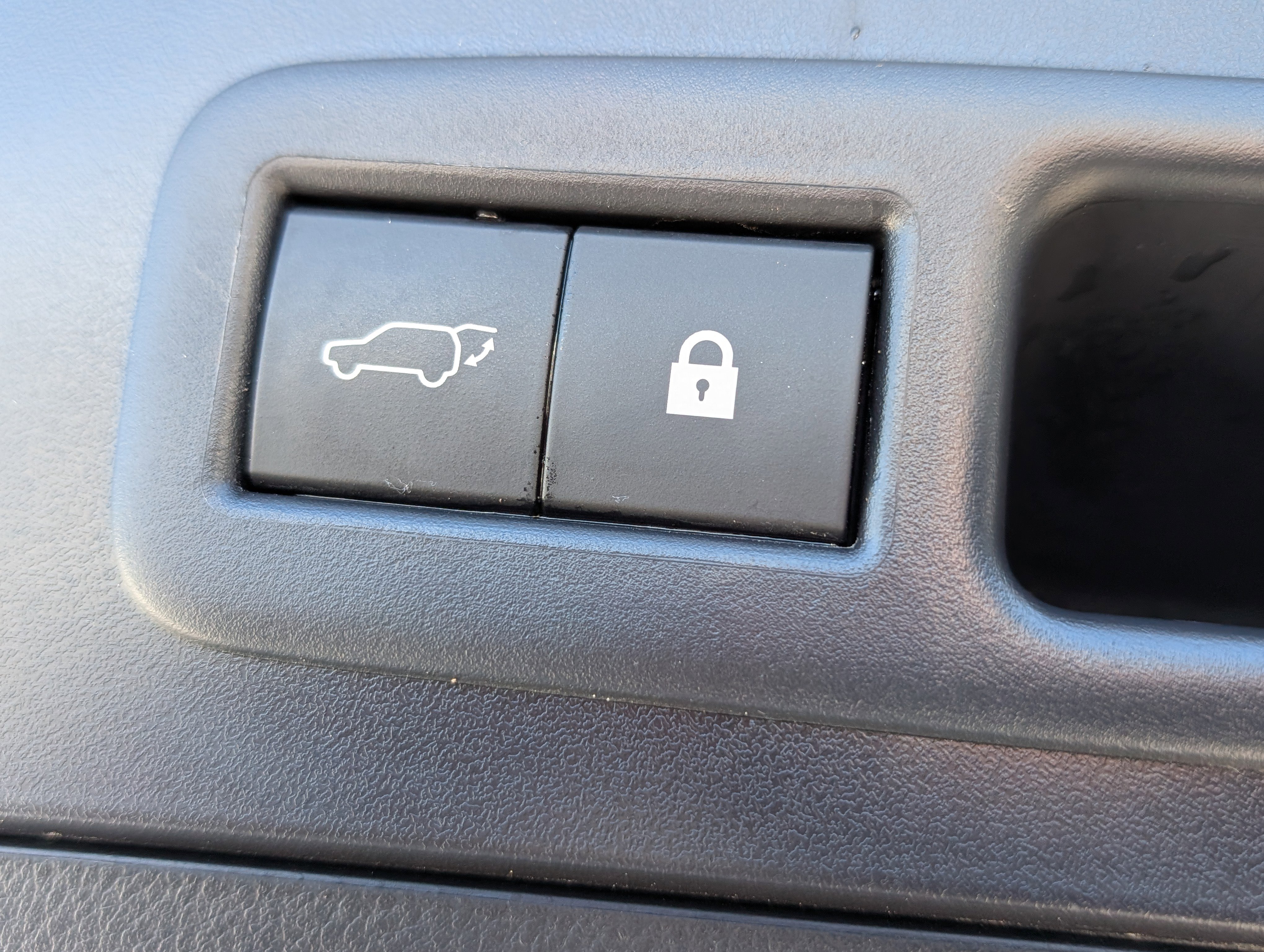 Used 2020 Lexus UX 250h w/ Premium Package image 14