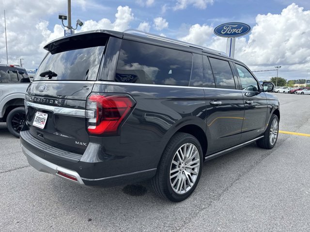 Used 2023 Ford Expedition Max Platinum RWD image 5