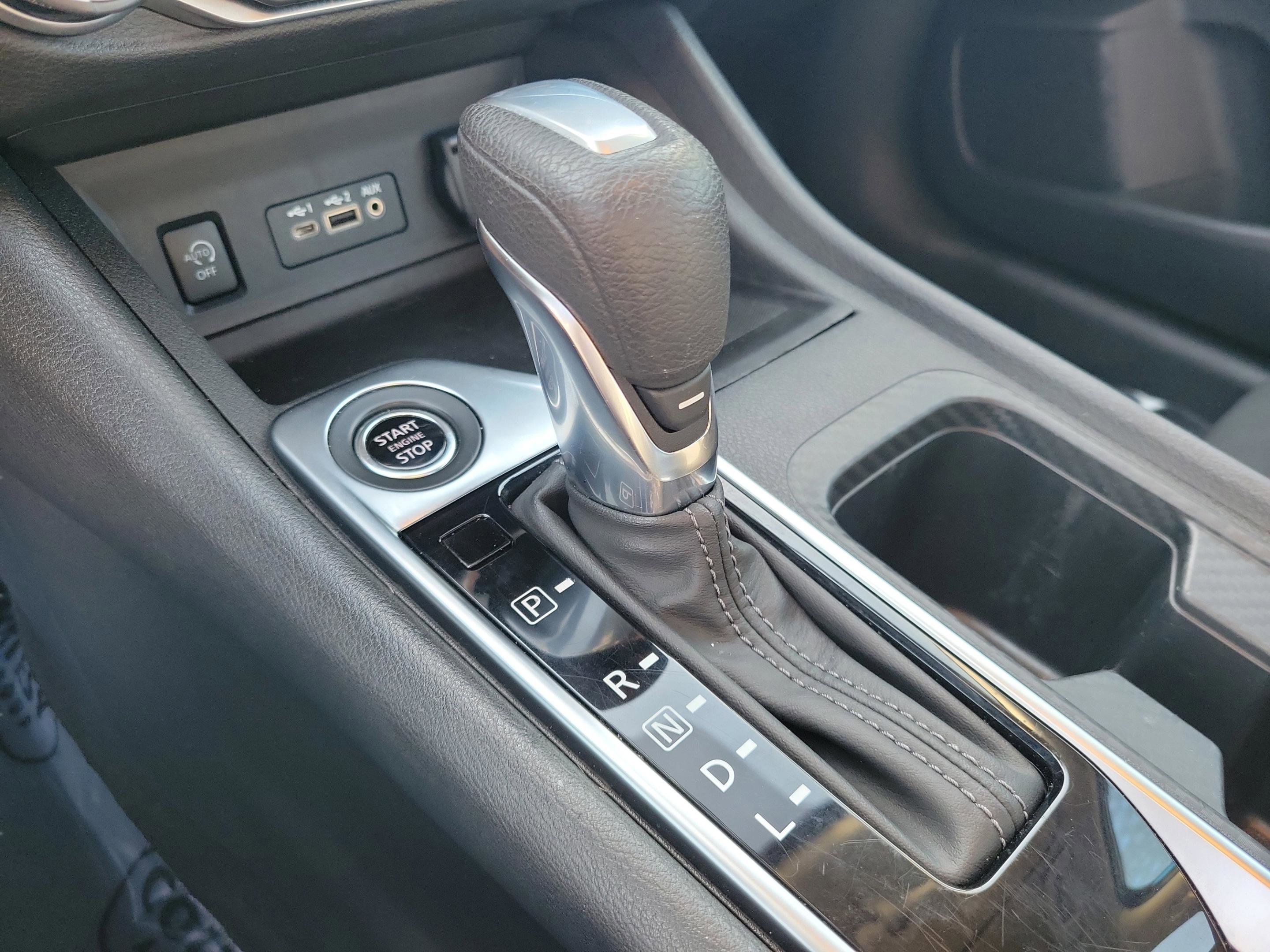 Certified 2024 Nissan Sentra SV image 32