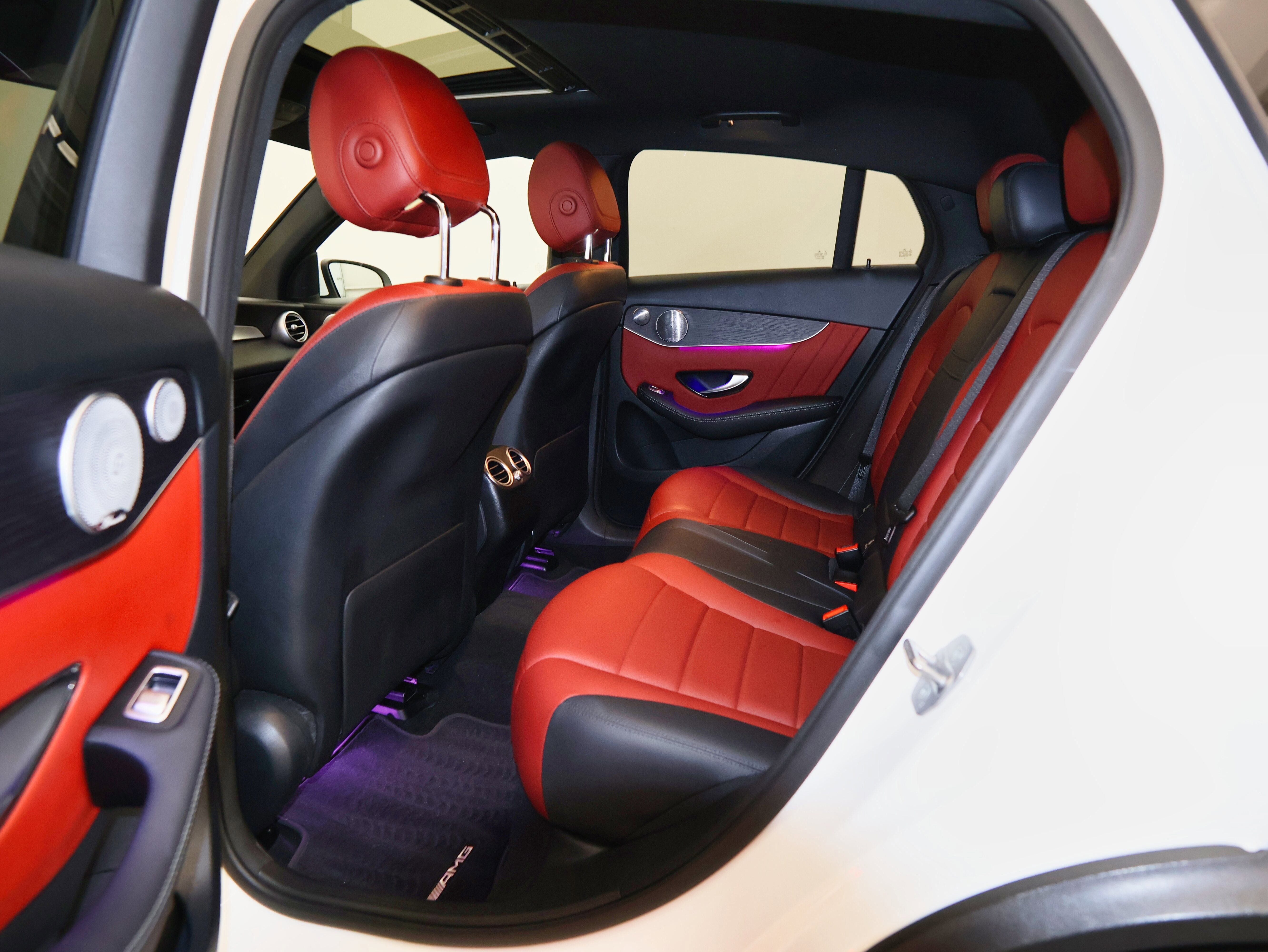 Used 2020 Mercedes-Benz GLC 300 4MATIC Coupe image 26