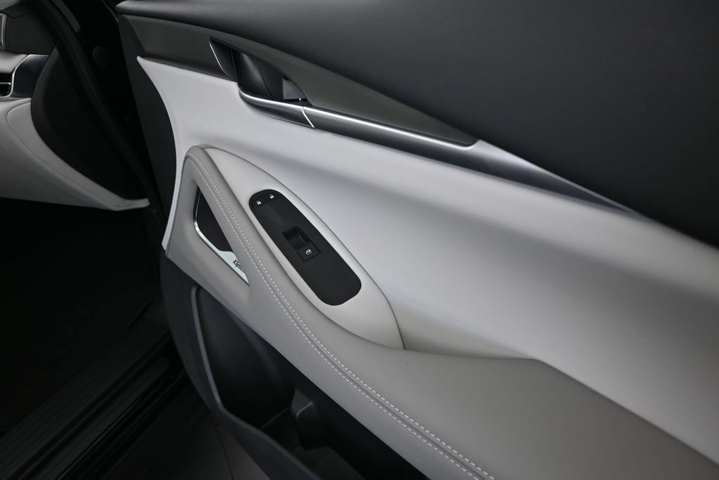 New 2027 INFINITI QX60 Luxe w/ Cargo Package FWD image 24
