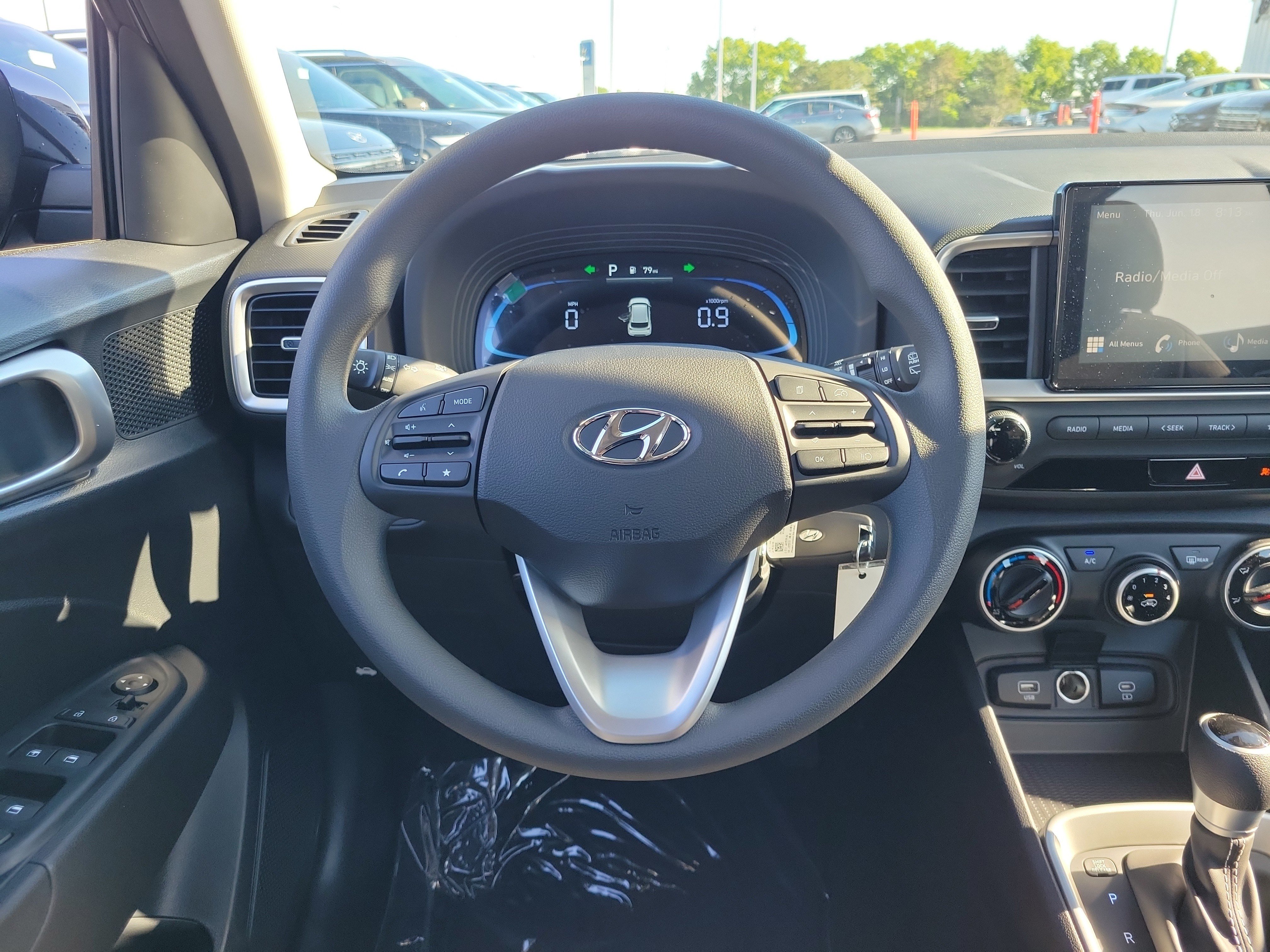 New 2026 Hyundai Venue SE FWD image 8